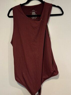 Maroon ribbed‎ bodysuit